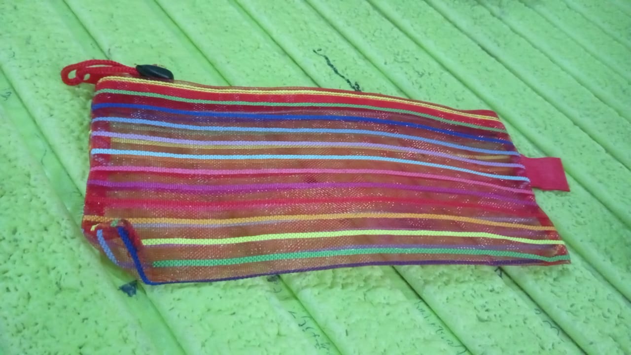 Transparent Zippered Nylon Mesh Multi Purpose Pouch / Purse Transparent Zippered Nylon Mesh Multi Purpose Pouch / Purse